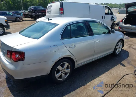 2008 Volkswagen Jetta Se/Sel из США, поврежденный, VIN 3VWRM71K58M061449